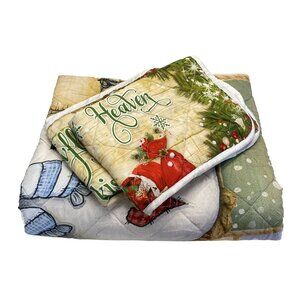 Snowflake Themed Festive Quilt & Pillow Shams Set Christmas Design Snowman & Hol